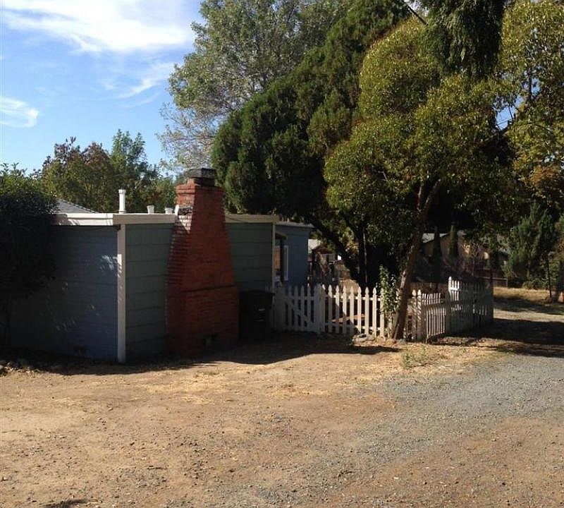 2nd image of 7015 Larkspur Ave