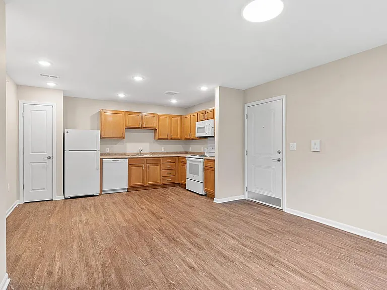 Boundary Lofts — Photo 9