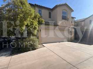8301 Wildwood Glen Dr, Las Vegas, NV 89131