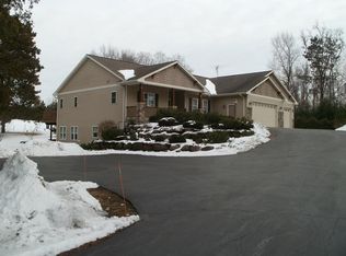 N9316 Anacker Rd, Portage, WI 53901