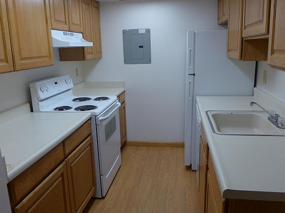 4th image of 2902 Shadow Creek Dr #D104-104