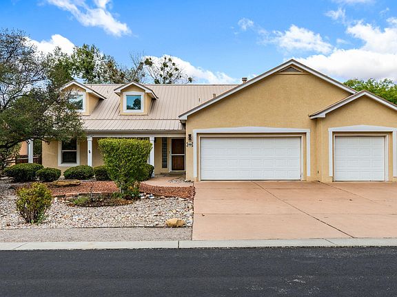 2nd image of 2505 Rio Orilla Ln NW