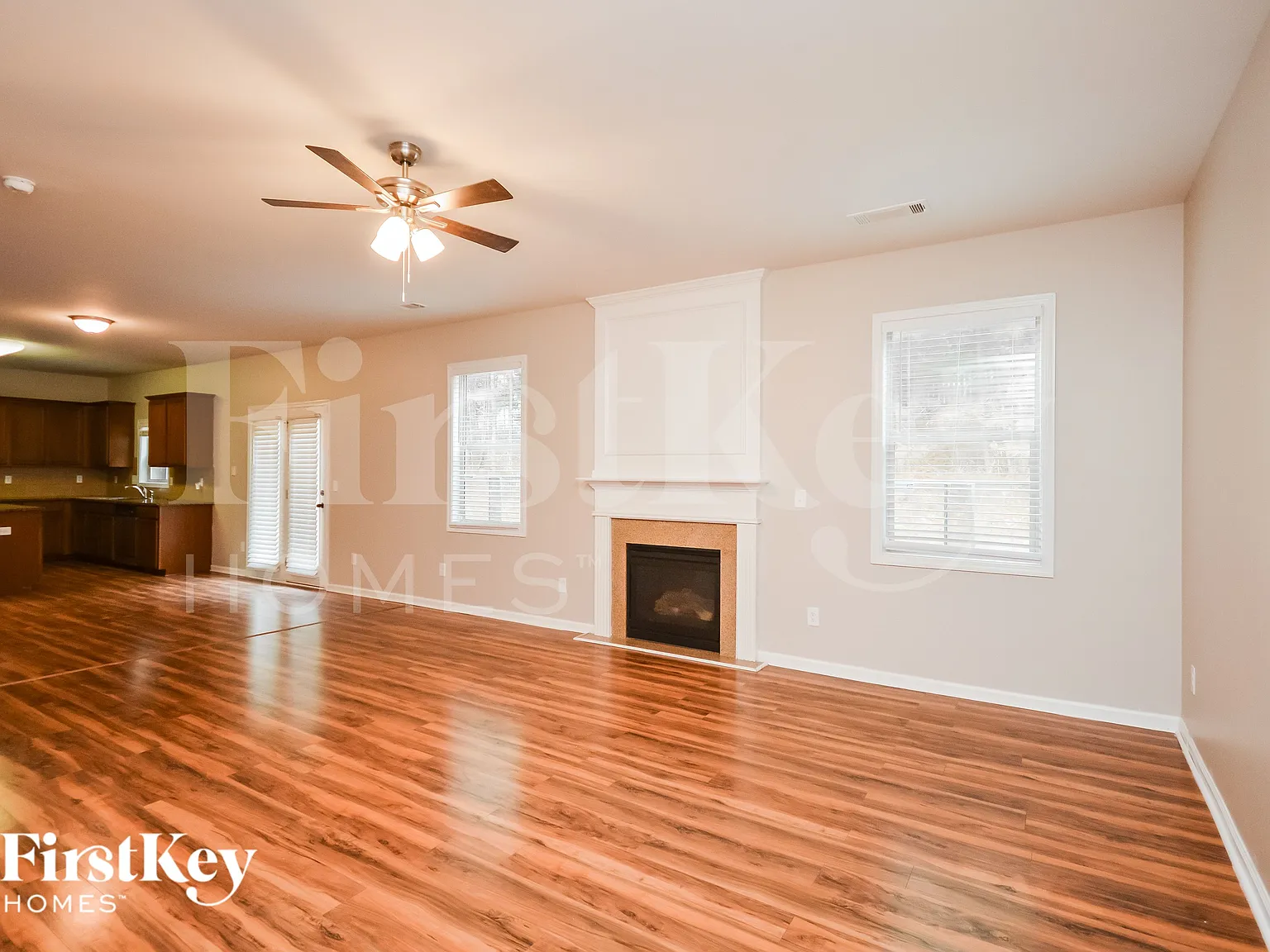 4 bed, 2.5 bath, 3154 sqft, $2,515 — Photo 4