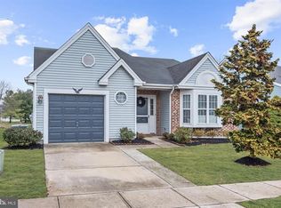 707 Chickory Dr, Mount Laurel, NJ 08054