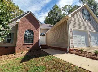 323 Annie Ln, Locust Grove, GA 30248