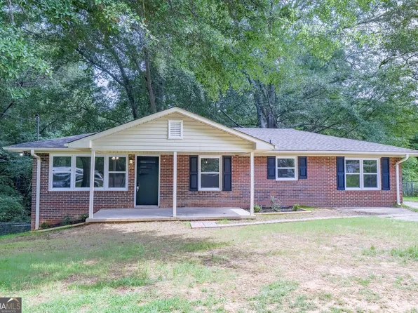 155 W Whisenant St, Toccoa, GA 30577