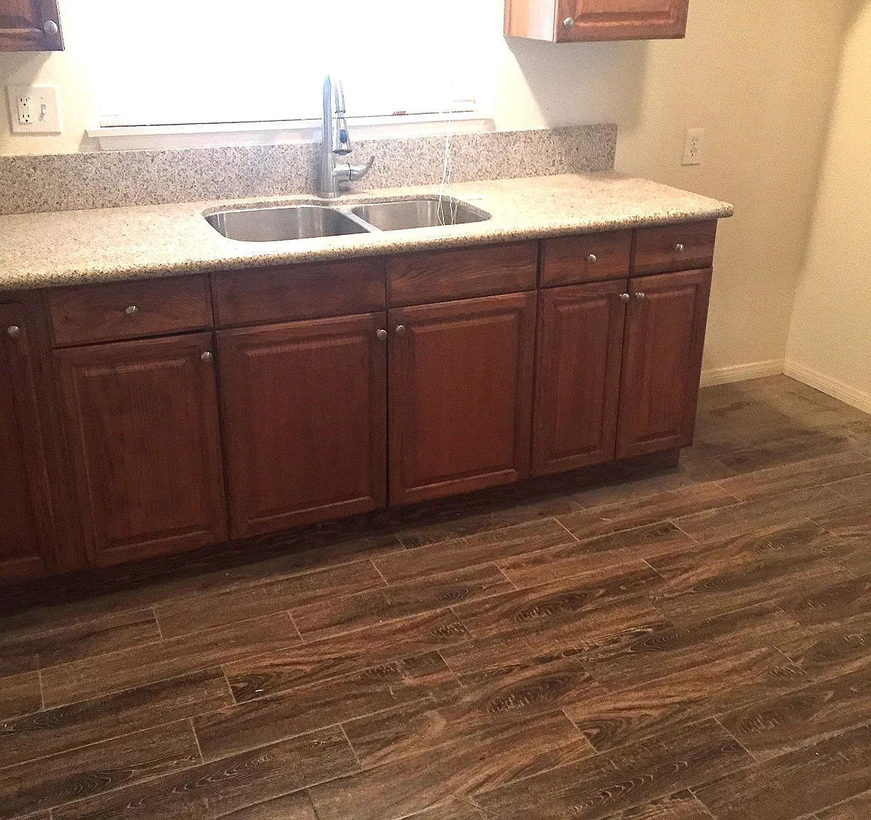 3 bed, 1500 sqft, $2,450 — Photo 2