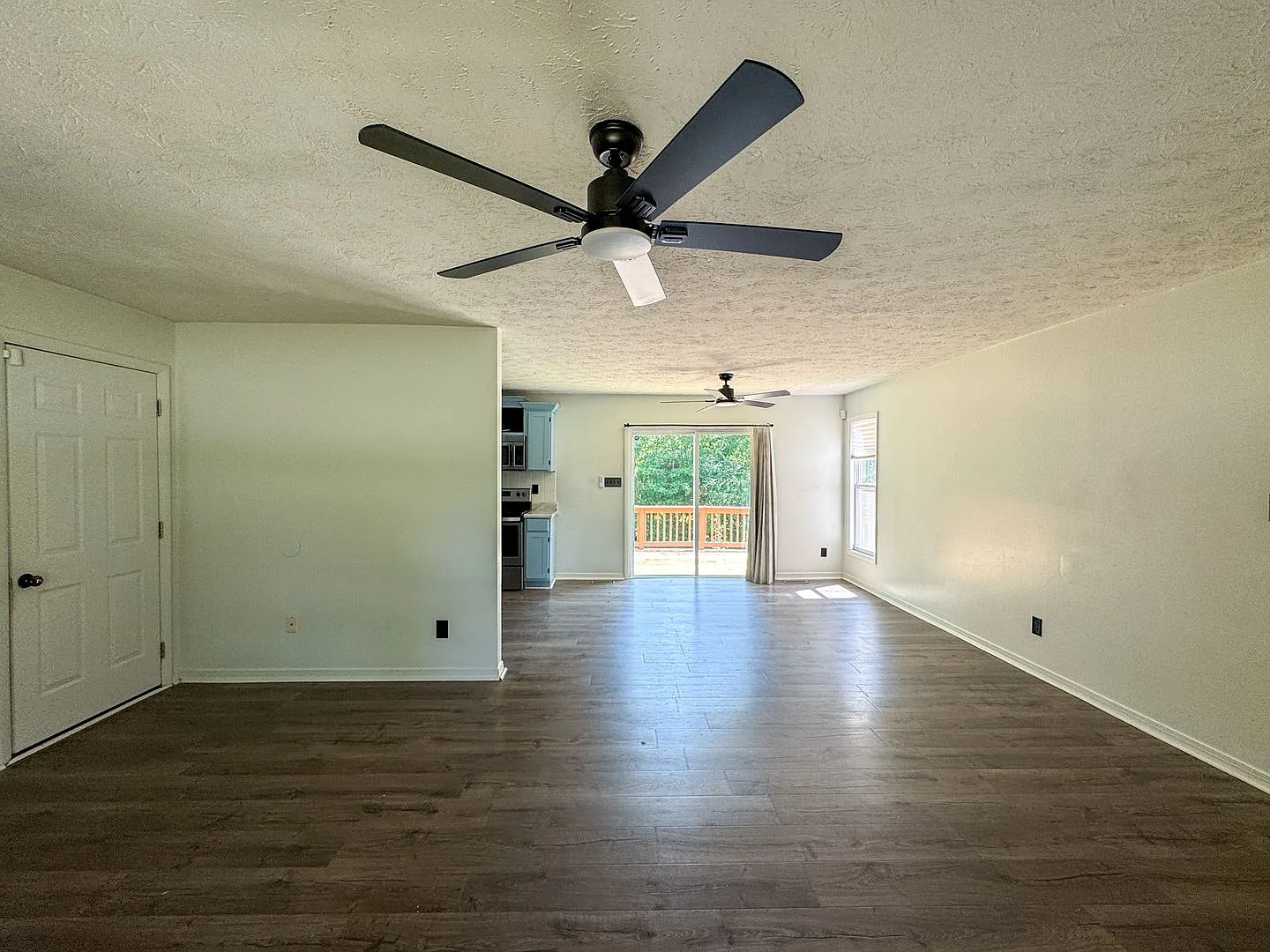 Cute 3 Bed 2 Bath Home in Fayetteville — Photo 4