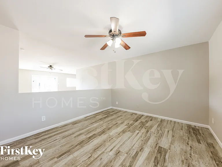 4149 W Shangri La Rd — Photo 7