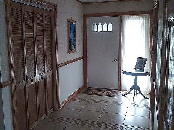 Entry way