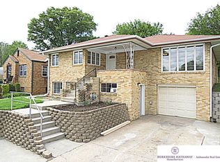 4622 Center St, Omaha, NE 68106