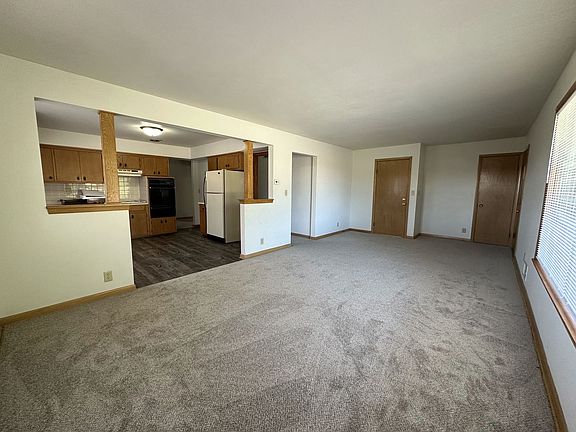 4th image of 3201-3203 W Verona Ct