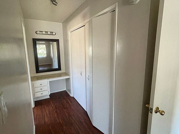 4th image of 1122 N Stoneman Ave #718-105