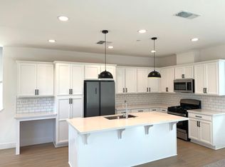 2014 Caddyshack Dr, Santa Rosa, CA 95407