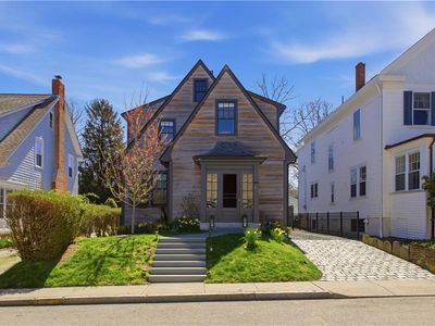 13 Greenough Pl, Newport, RI, 02840