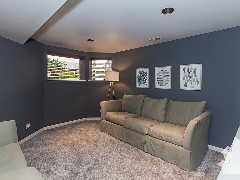 1625 W Hollywood Ave #1 — Photo 25