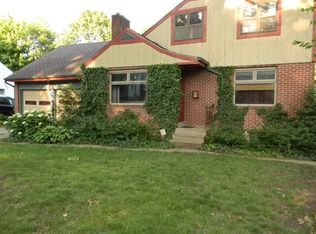 5235 Maple Ave, Mission, KS 66202