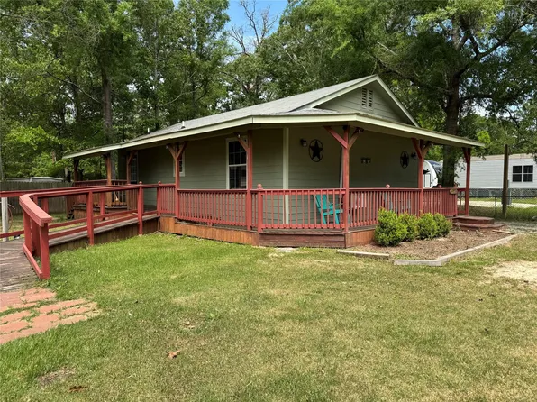 160 Belize Dr, Pointblank, TX 77364