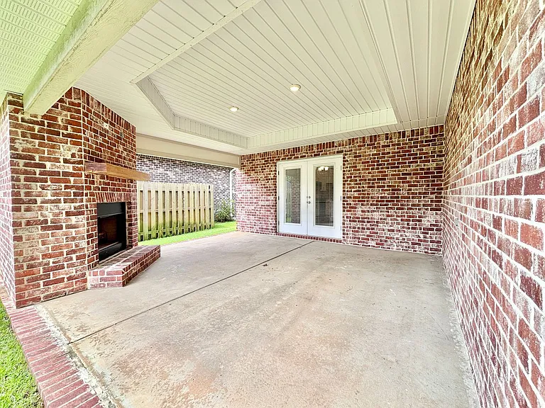 5655 Dunridge Dr — Photo 13