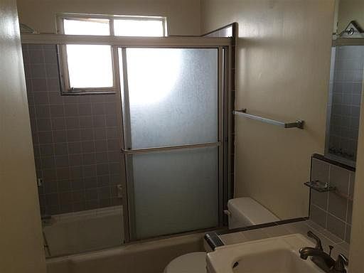 2nd image of 1016 S Wooster St APT 5