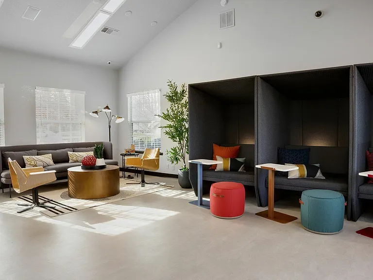 Brand-New Cyber Lounge