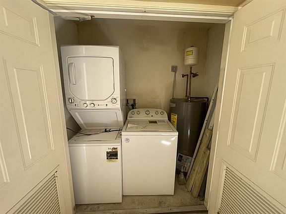 5th image of 8232 Mulligan Cir #2812