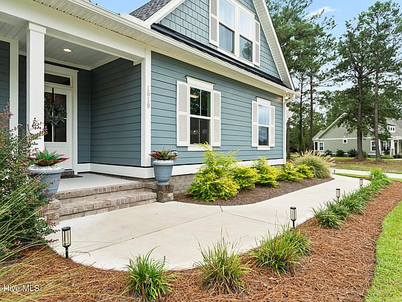 5th image of 1019 Crosby Circle SW