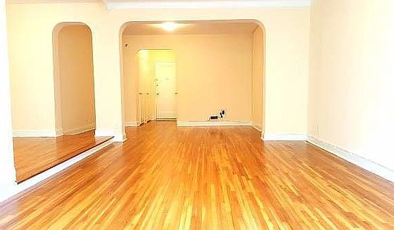 2nd image of 7 Somers St #3G