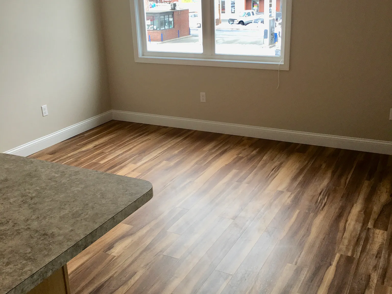 394 Main St — Photo 4
