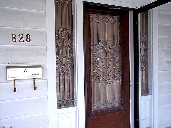 2nd image of 828 East Ave