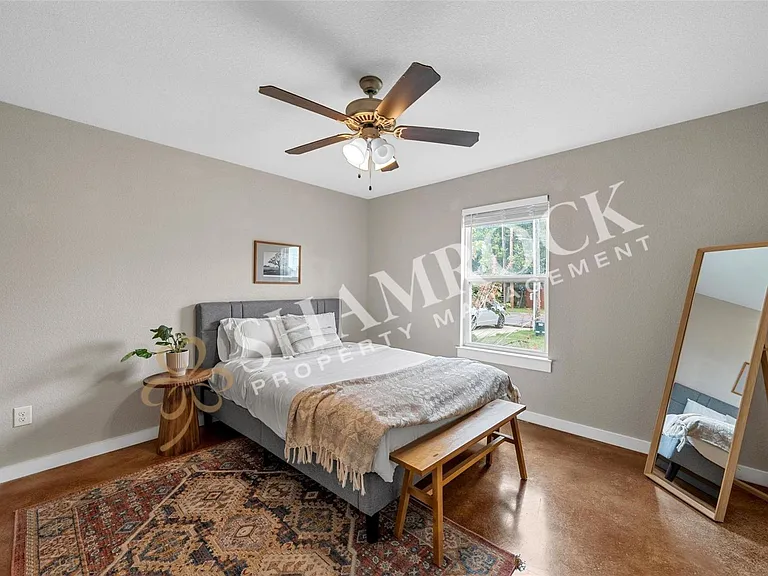 1107 Primrose Dr — Photo 19