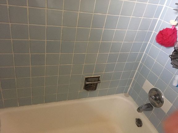 4th image of 205 Seford Dr