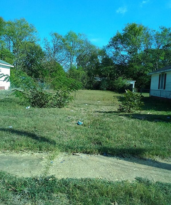 2nd image of 4108 7th Ave