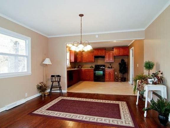 4th image of 1001 Tam O Shanter Dr
