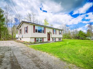 56 Oak St, Milford, ME 04461