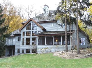 N7787 Laura Ln, Elkhorn, WI 53121