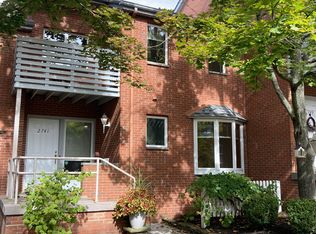 2741 Juno Pl, Akron, OH 44333