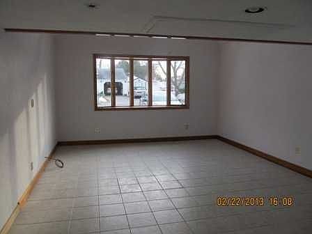 5th image of 50 Hill St