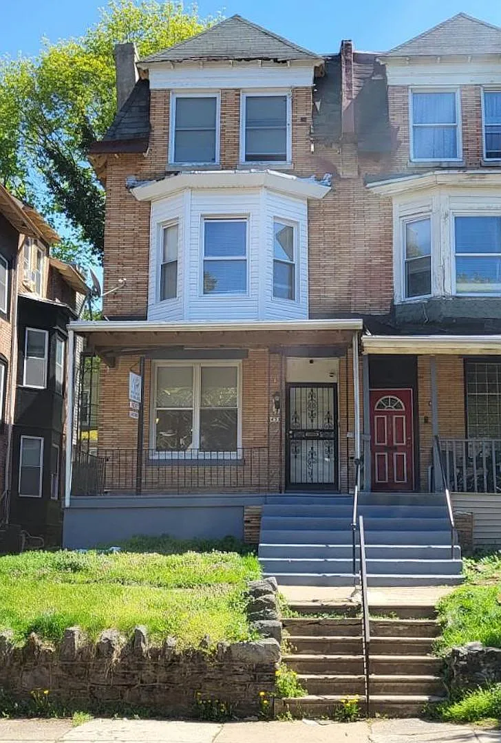2 bed, 800 sqft, $1,400 — Photo 1