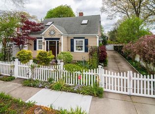 80 Summit St, New Bedford, MA 02740