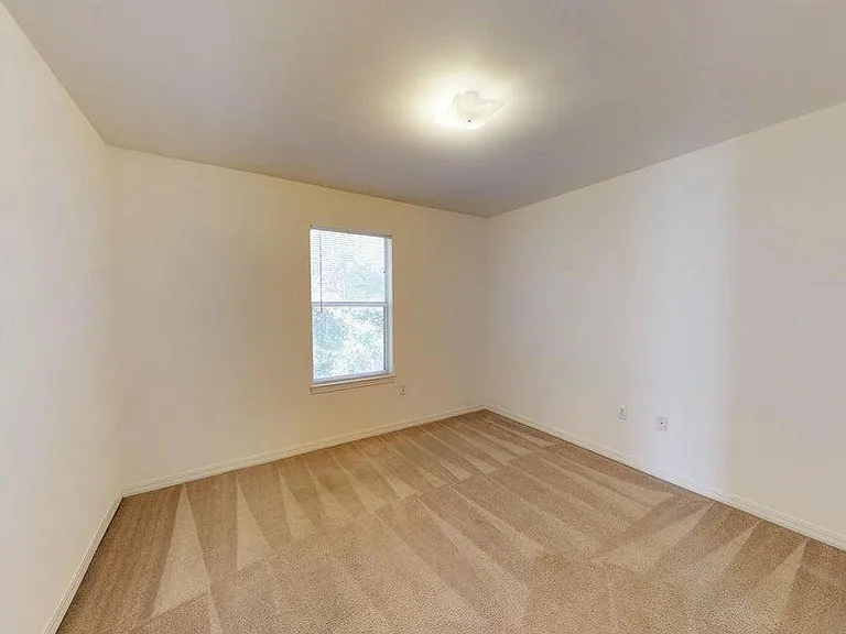 1863 Norwood Ct #4 — Photo 13
