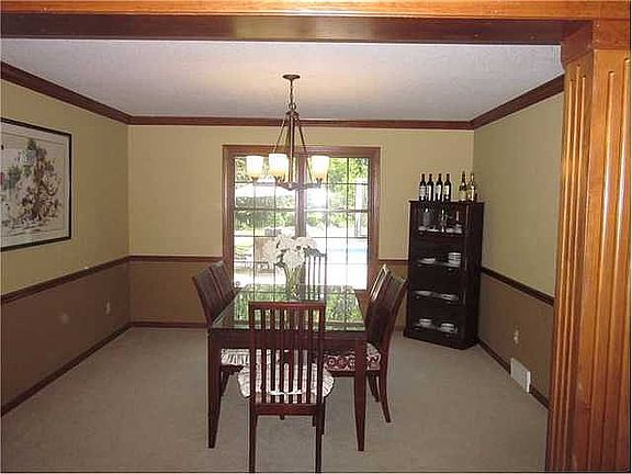 Formal dining room