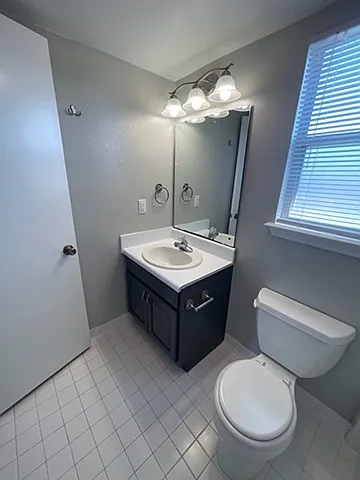 Somerset Oceanside Apartments — Photo 26