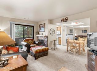 7035 N 2200 W APT 3J, Park City, UT 84098