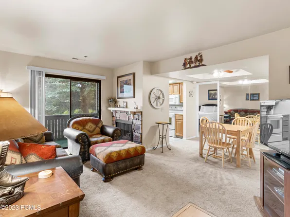 7035 N 2200 W APT 3J, Park City, UT 84098