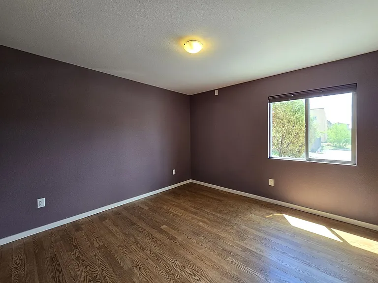 2180 W Alameda St #14 — Photo 13