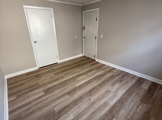 11 Nixon Ave #1L, Worcester, MA 01603