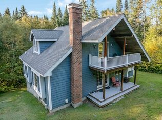 73 Daniel Beard Rd, Pittsburg, NH 03592