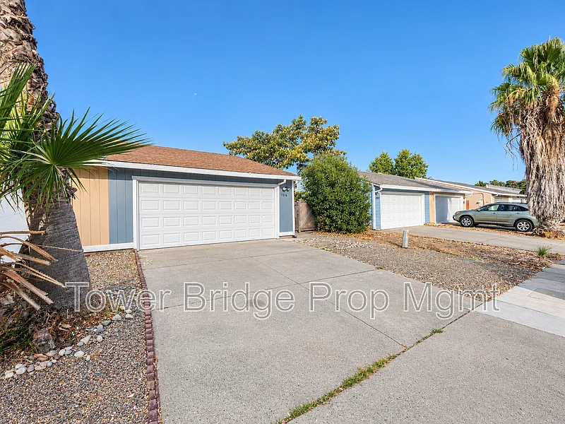7516 Whisperwillow Dr