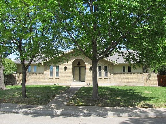 2nd image of 9307 Heatherdale Dr